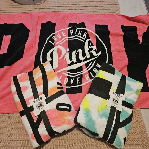 PINK Victoria's Secret Beach Towels - Pink, Black, Orange, Blue - Picture 1 of 3